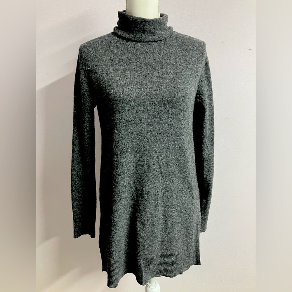 Ann Taylor Women’s Pullover Turtleneck Sweater, Small, Gray, Wool (70%) Blend